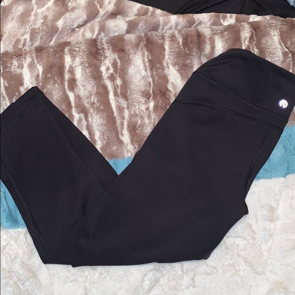 black leggings